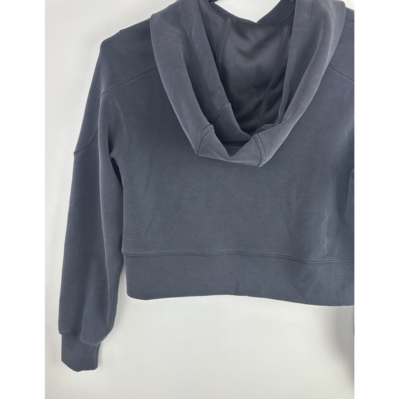Lululemon Get Centred Crop Hoodie Black Size 4 Athletic Athleisure Vented Pocket - Picture 14 of 16